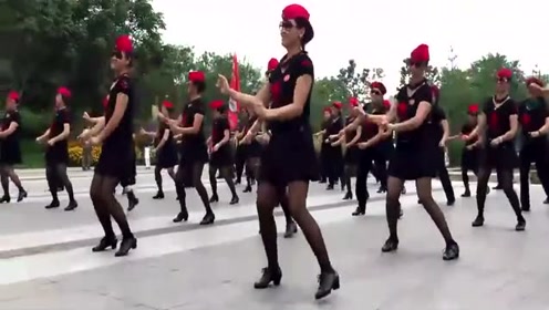 单人水兵舞，与自然美景的浪漫邂逅新演绎